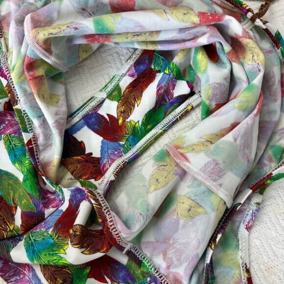 Laura Beach by Janine Robin Women's 6 White Multi Color Feather Print One Piece - Picture 6 of 12